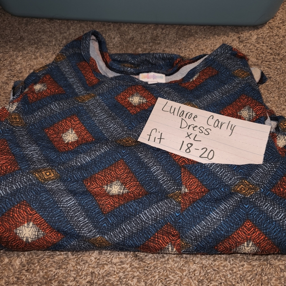 Lularoe carly dress